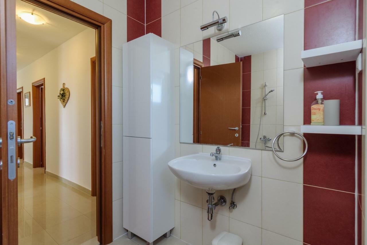 Apartman Niko Kaštela Exteriér fotografie