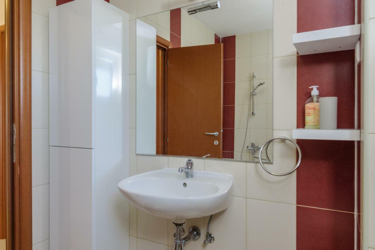 Apartman Niko Kaštela Exteriér fotografie